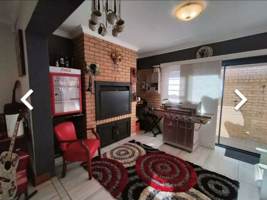 To Let 3 Bedroom Property for Rent in Baillie Park North West
